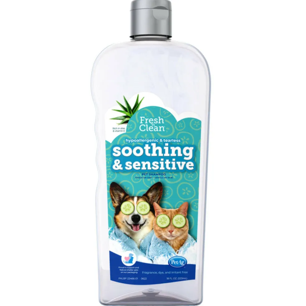 Fresh 'n Clean Soothing & Sensitive Hypoallergenic Tearless Shampoo For Pets (18 oz)