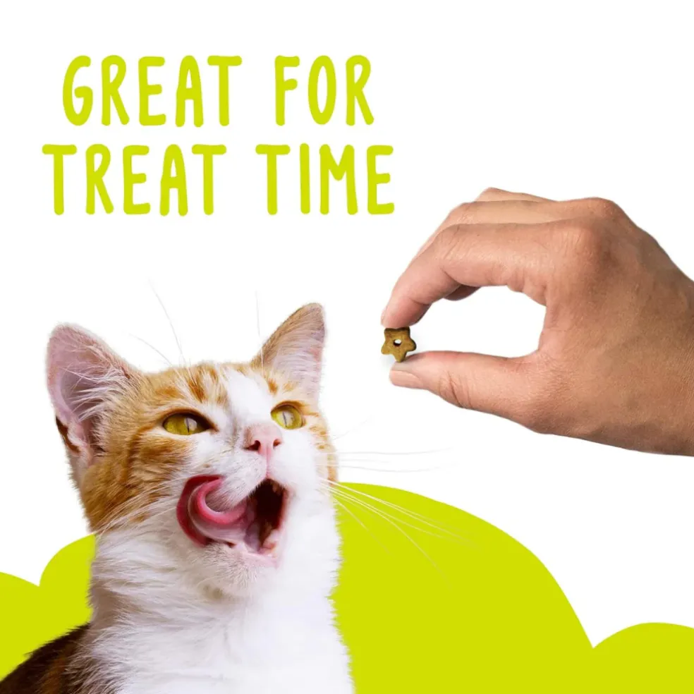 Friskies Party Mix Natural Yums Wild Caught Tuna Cat Treats (6 oz)