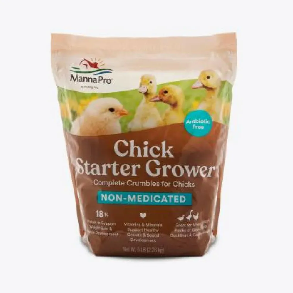Manna Pro Chick Starter Grower Non-Medicated Crumbles (5 lb)