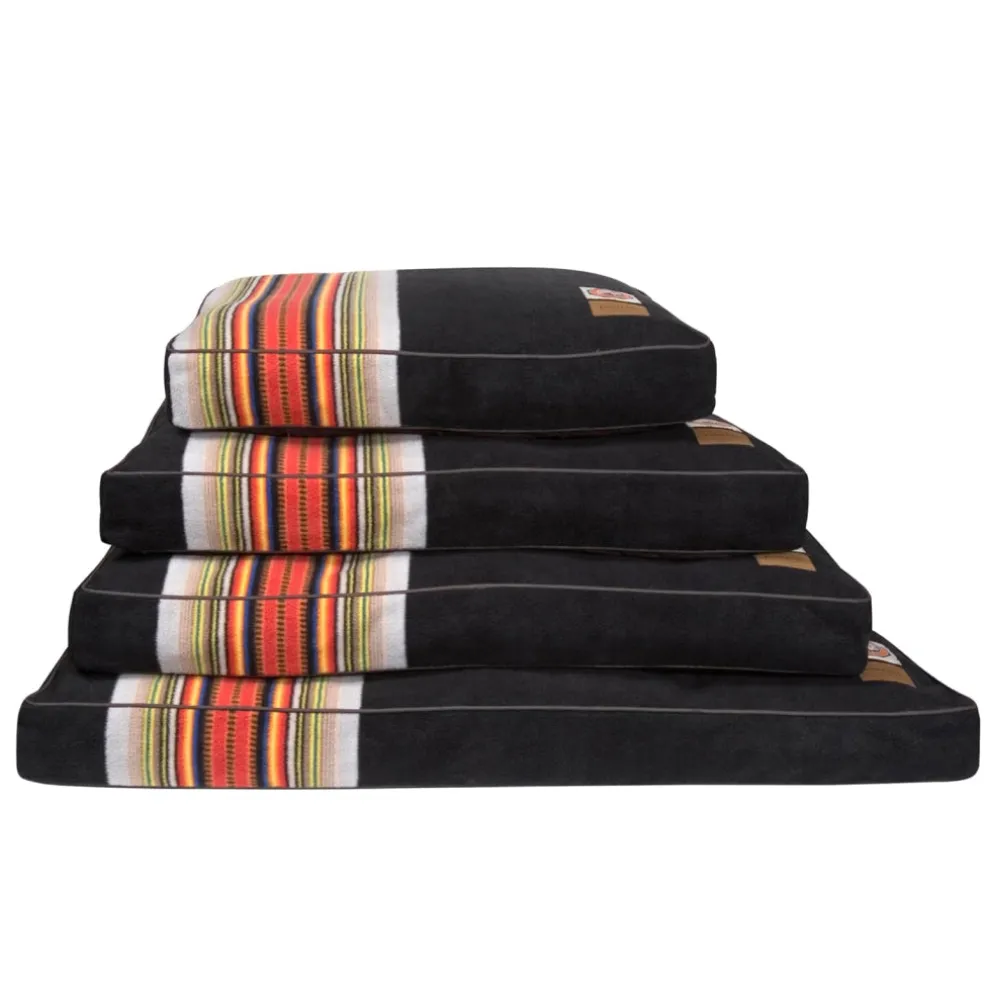 Pendleton Acadia National Park Pillow Pet Bed with Removable Cover
