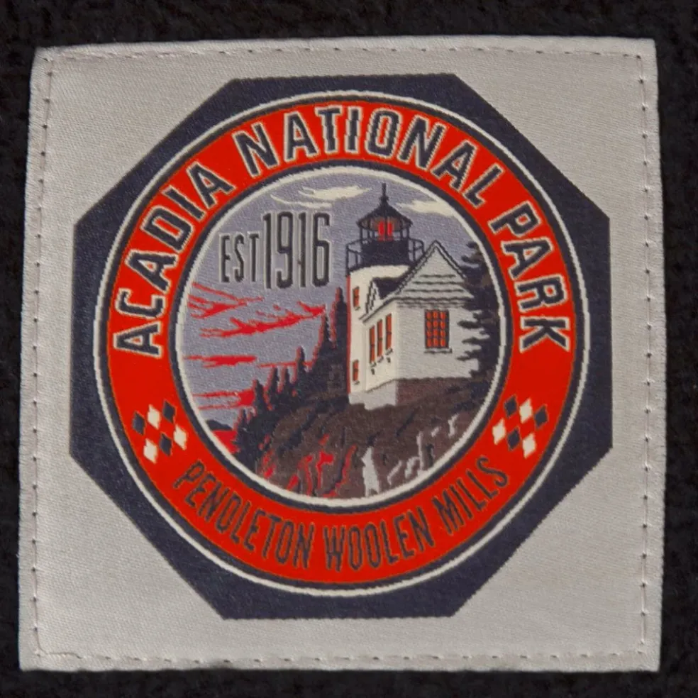 Pendleton Acadia National Park Pillow Pet Bed with Removable Cover