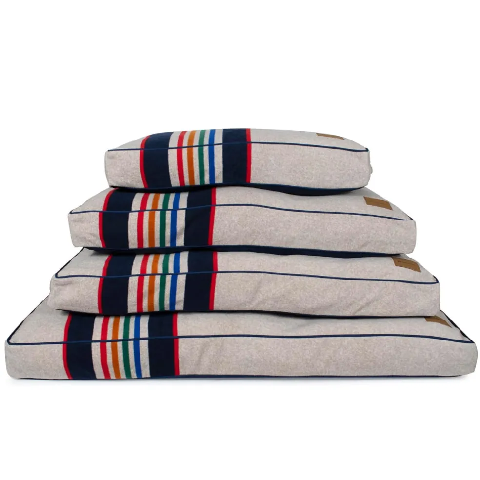 Pendleton Yellowstone National Park Pillow Bed with Removable Cover