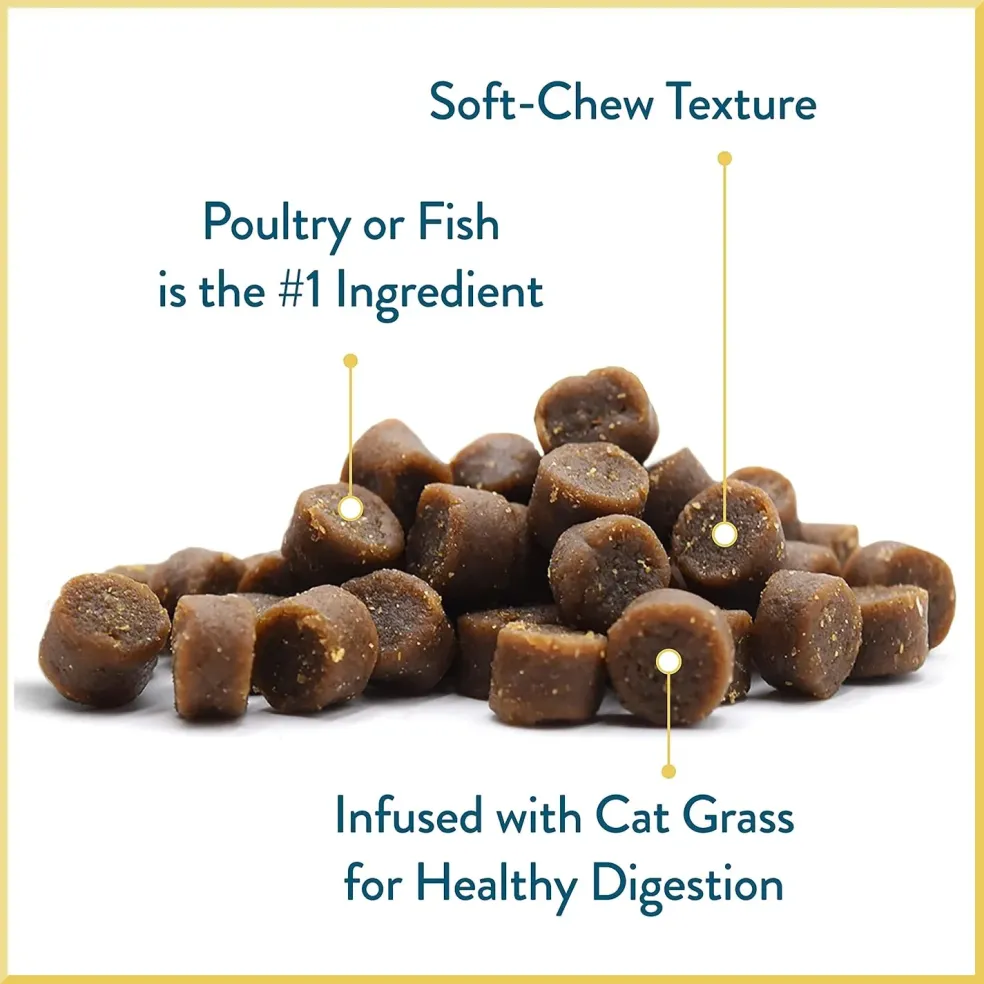 Pet Greens Cat Craves Semi-Moist Chicken Soft Treats For Cats (3 oz)