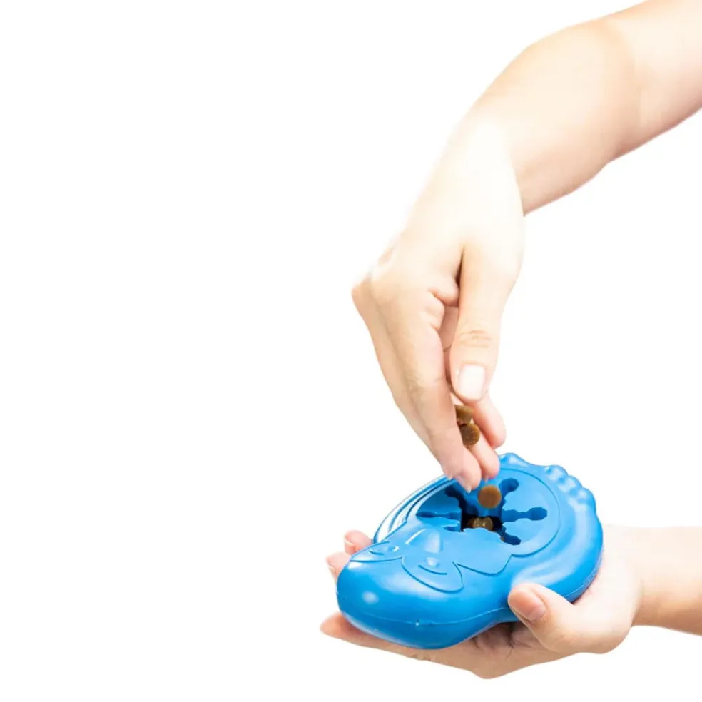 Petsafe Busy Buddy Penguin Freezable Treat Holding Dog Toy