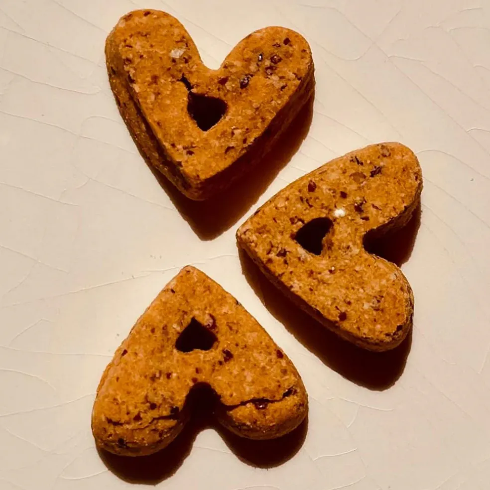 Pork-Eez Bacon & Cheddar Hearts Dog Treats, 8-oz