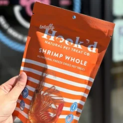 Totally Hook'd Freeze-Dried Whole Shrimp Dog & Cat Treats (2 oz)