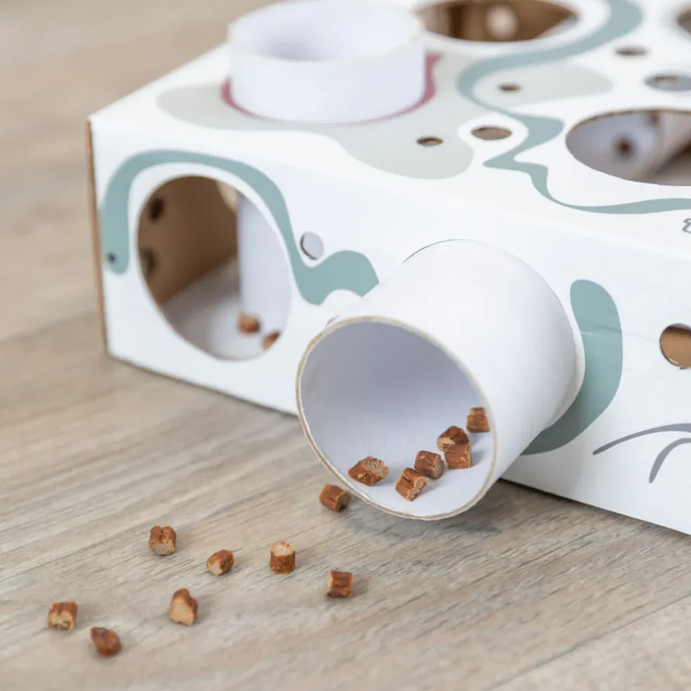 Trixie Cat Activity Fumble Box