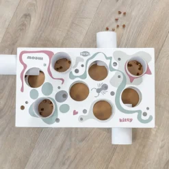 Trixie Cat Activity Fumble Box