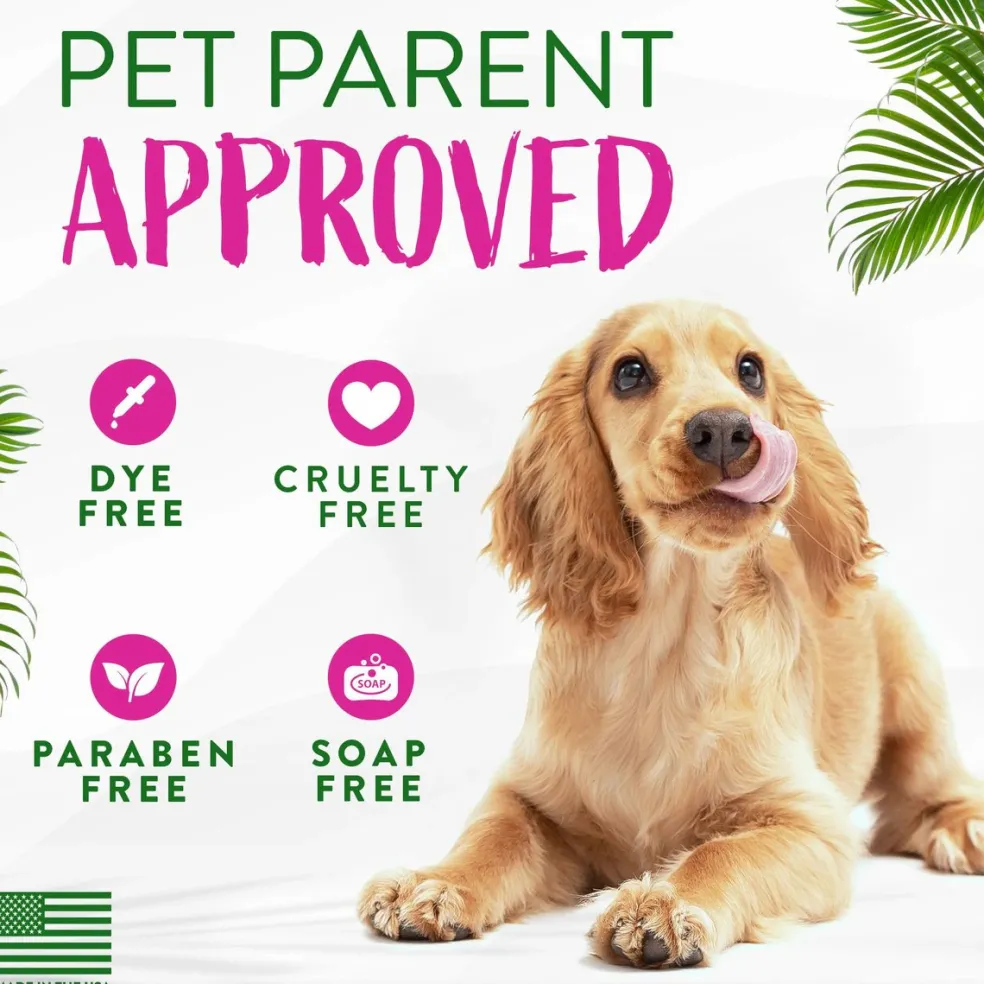 Tropiclean Berry Breeze Deodorizing Spray for Pets (8 oz)
