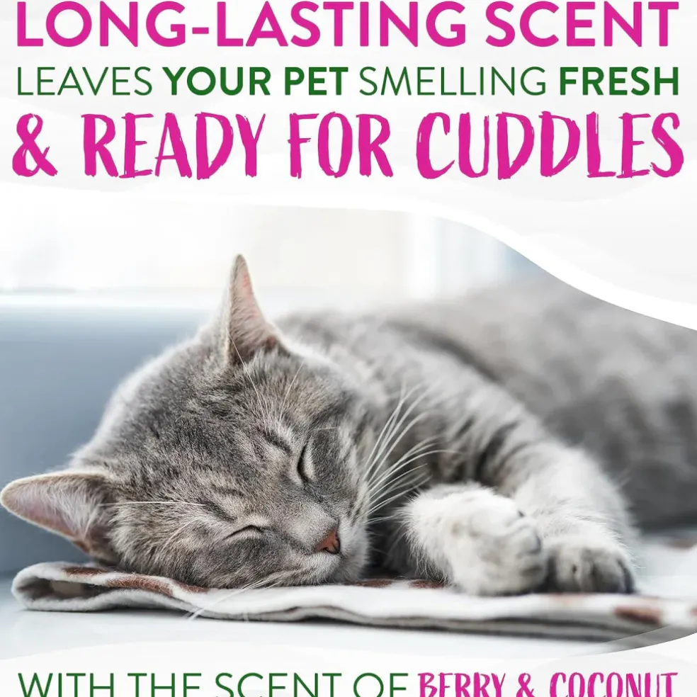 TropiClean Berry & Coconut Deep Cleansing Shampoo for Cats & Kittens (12oz)