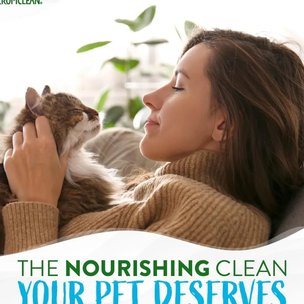 TropiClean Dander Reducing Waterless Cat Shampoo (7.4oz)