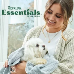TropiClean Essentials Shea Butter Soothing Shampoo for Dogs Puppies & Cats (16 oz)