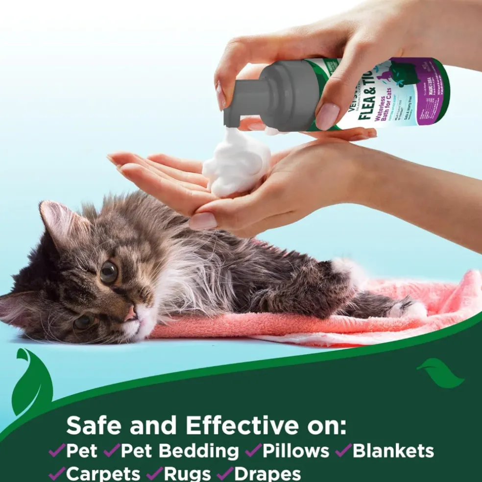 Vet's Best Flea & Tick Waterless Bath for Cats Cotton Spice Scent (5 oz)