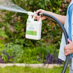 Wondercide Natural Flea, Tick & Mosquito Yard & Garden Spray with Natural Essential Oils, 32-oz